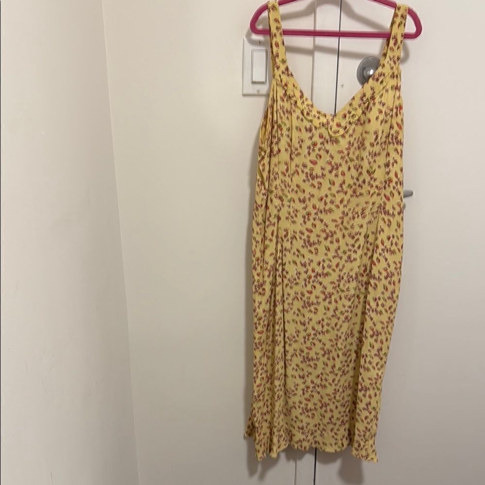 Kamellia by P.R. Floral Midi Sundress. Yellow/Red/Purple. Size Medium.